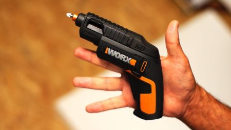 Отвертка WORX WX255 4V SD Slide Driver аккумуляторная с ЗУ и набором бит (6шт)