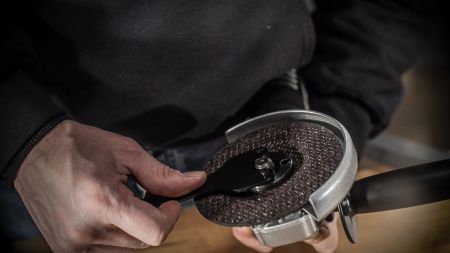 Угловая шлифмашина WORX WX712 электрическая 220V, 860Вт, 125мм, в кейсе