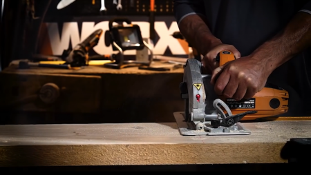 Дисковая пила WORX WX445 электрическая 220V, 1600Вт, 190мм