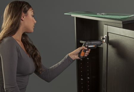 Отвертка WORX WX254.4 4V SD Slide Driver аккумуляторная с ЗУ и набором бит (6шт)