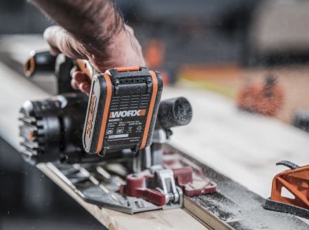 Дисковая пила WORX WX530.9 аккумуляторная 20V, 165мм, Без аккумулятора и зарядного устройства