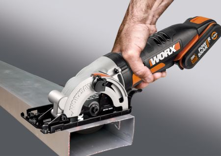 Дисковая пила WORX WX527.9 аккумуляторная 20V, 85мм, 1 аккумулятор 2 Ач + зарядное устройство